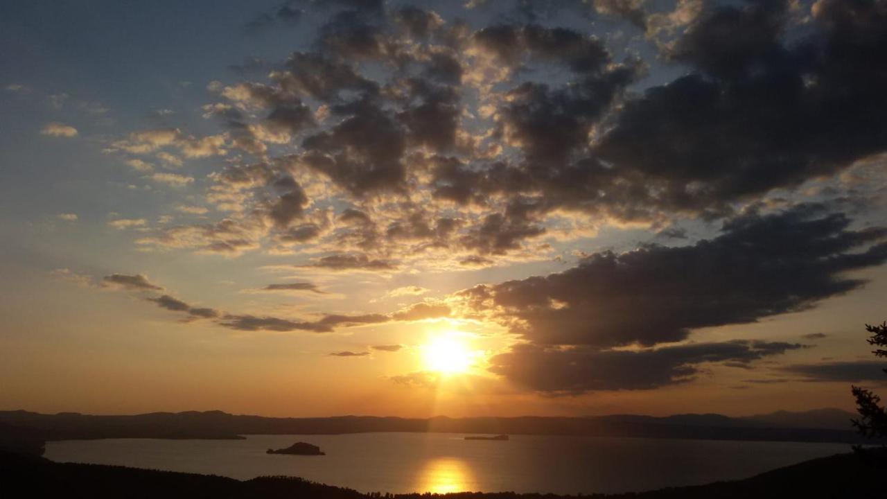 Belvedere Del Lago Montefiascone Luaran gambar