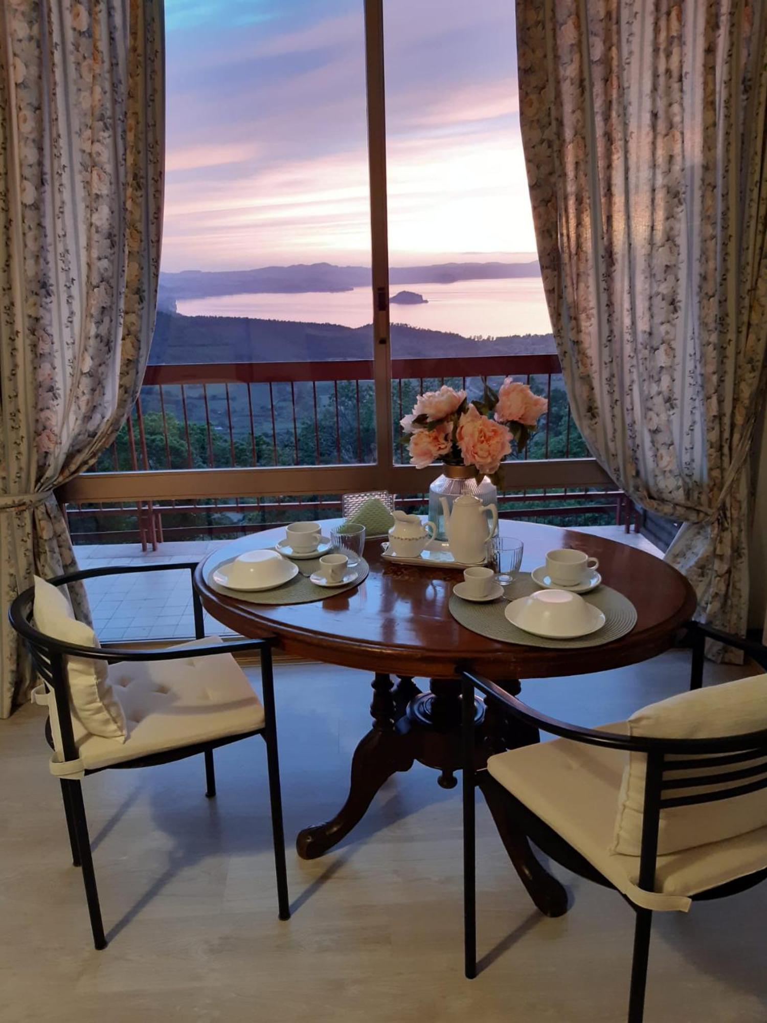 Belvedere Del Lago Montefiascone Bilik gambar