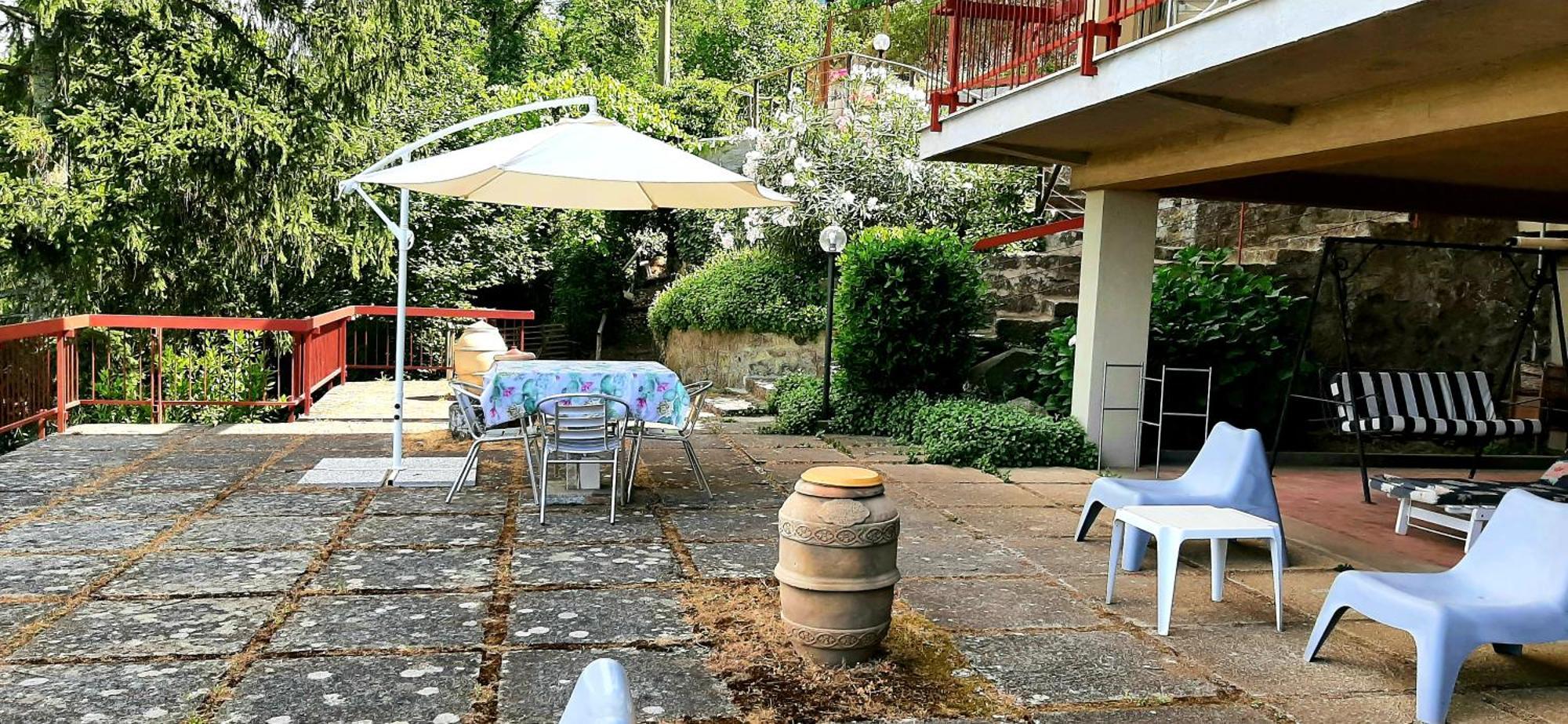 Belvedere Del Lago Montefiascone Bilik gambar
